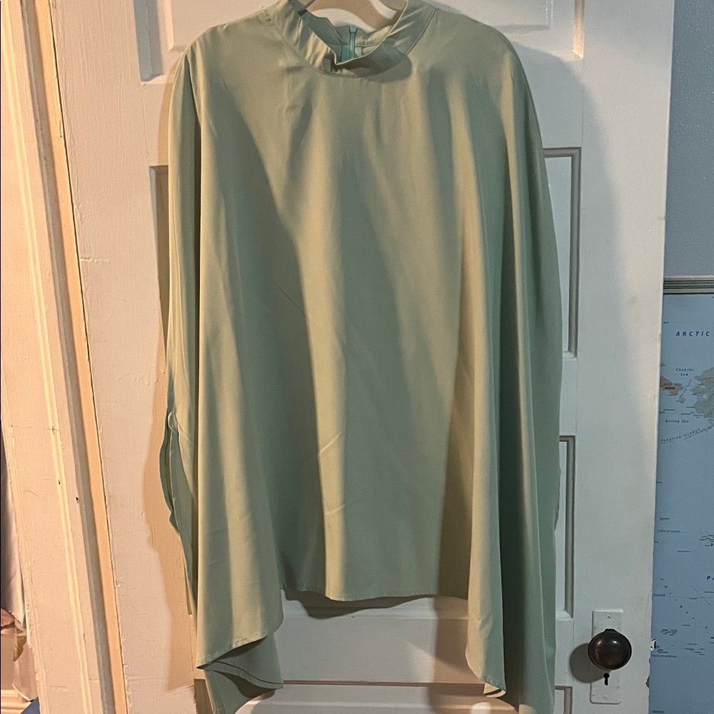 Elegant Green Women's Top